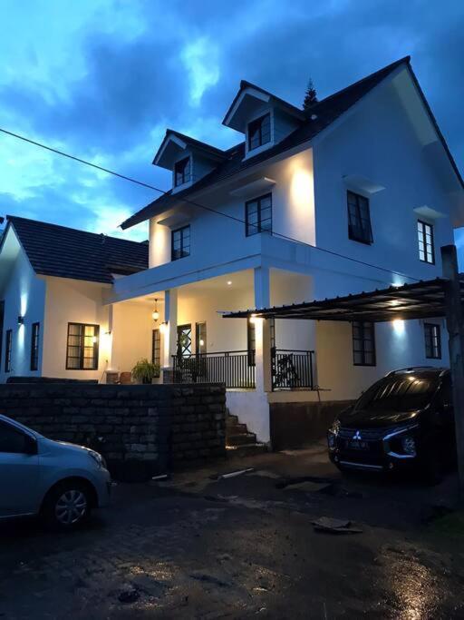 Stylish Villa At Green Apple U 35A Cipanas Puncak Sindanglaya Zewnętrze zdjęcie