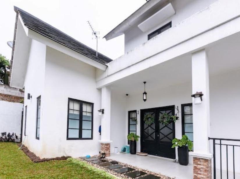 Stylish Villa At Green Apple U 35A Cipanas Puncak Sindanglaya Zewnętrze zdjęcie