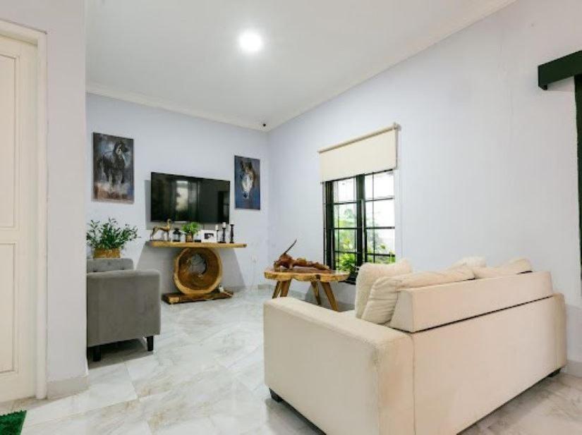 Stylish Villa At Green Apple U 35A Cipanas Puncak Sindanglaya Zewnętrze zdjęcie