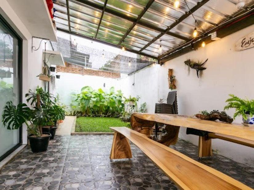 Stylish Villa At Green Apple U 35A Cipanas Puncak Sindanglaya Zewnętrze zdjęcie